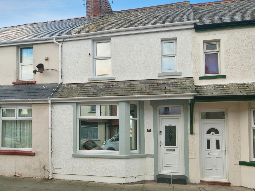 2 bed terraced house for sale in Alexandra Road, Llandudno, Conwy LL30, £175,000
