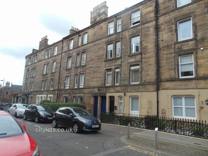 1 bed flat to rent in Restalrig Road South, Edinburgh EH7, £950 pcm