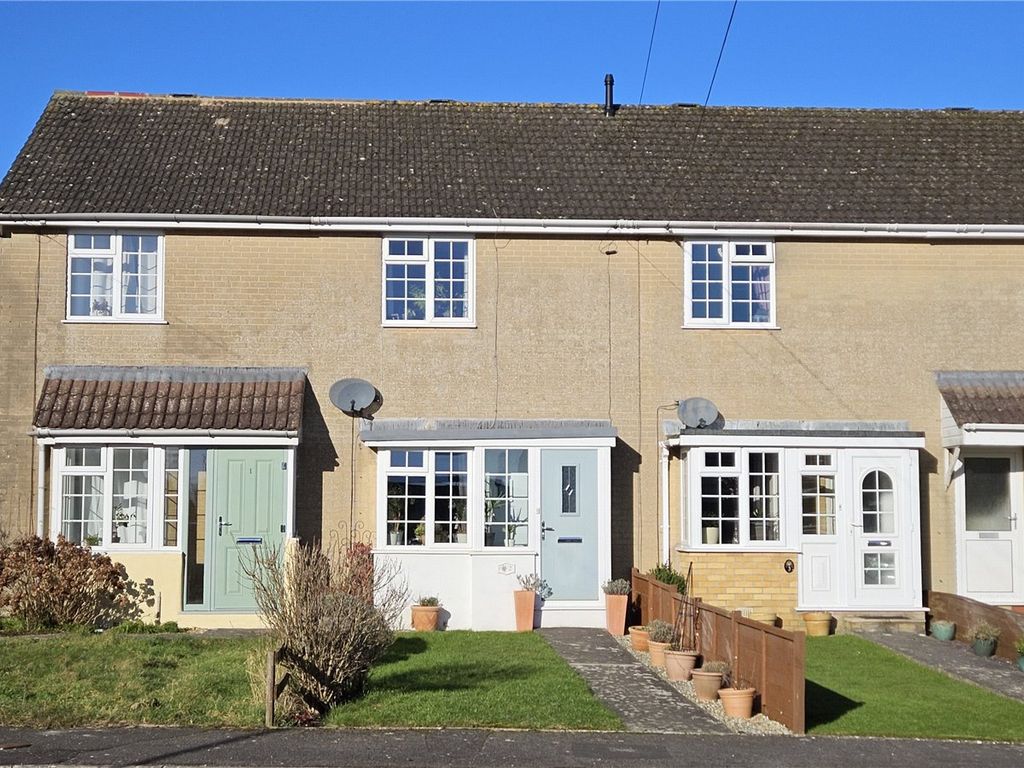 2 bed terraced house for sale in Hawthorn Close, Shaftesbury, Dorset SP7, £195,000
