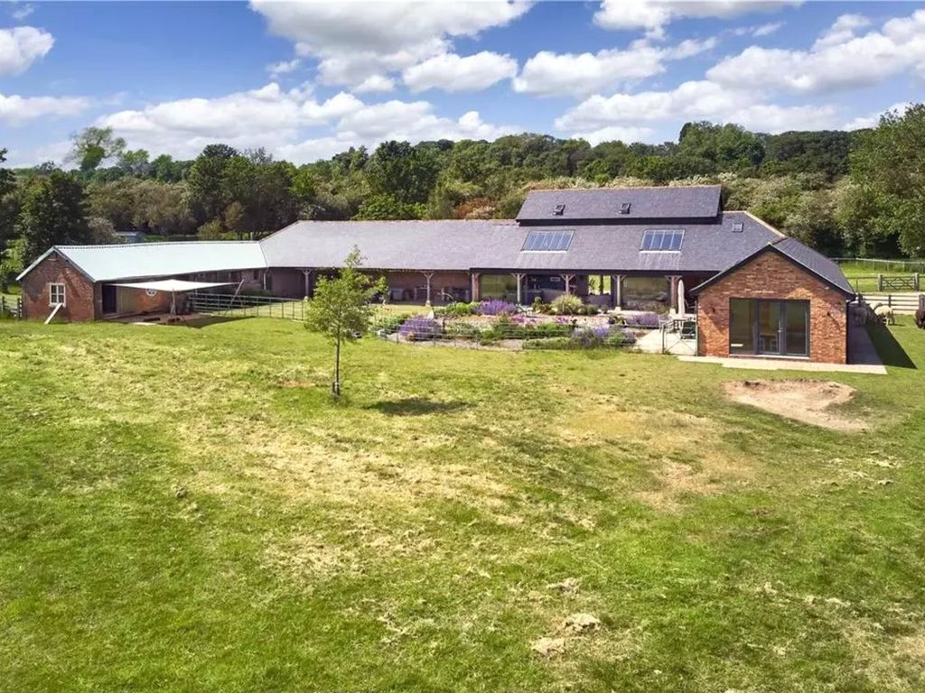 Land to rent in Heyes Farmhouse, London Road, Norman Cross PE7, £3,250 pcm