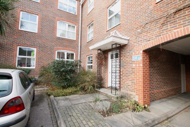 Studio to rent in Paxton Road, London SE23, £1,200 pcm
