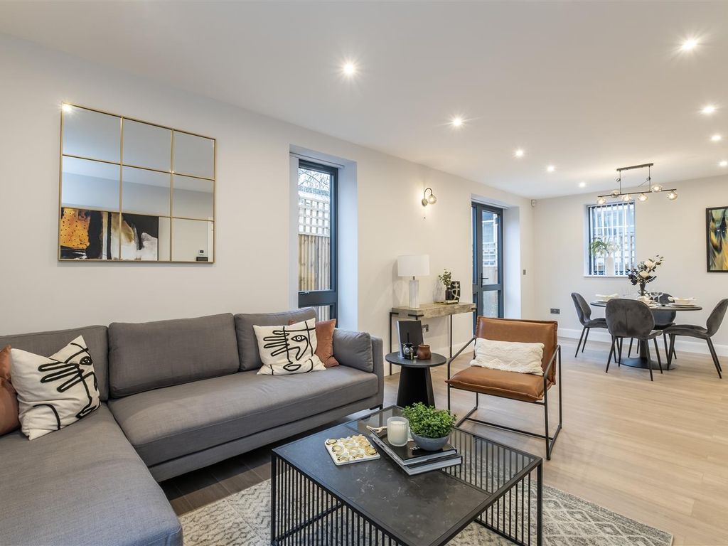 3 bed property for sale in Kilburn Lane, London W9, £1,200,000