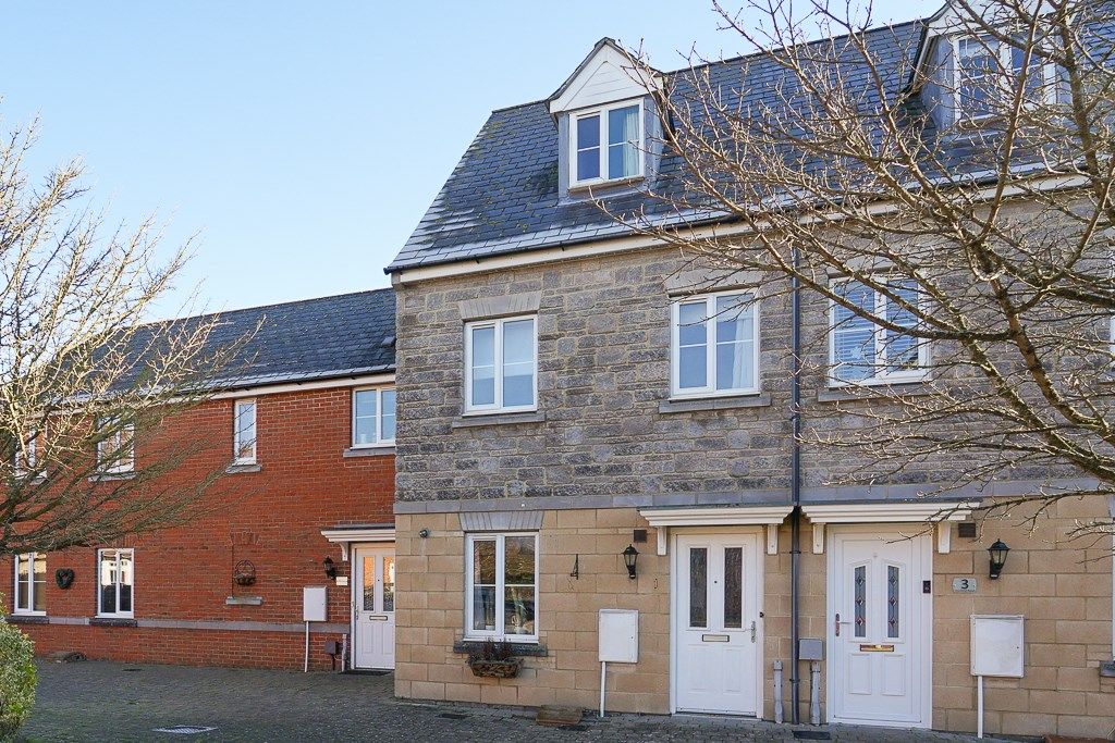 3 bed town house for sale in Osmond Road, Weston Village, Weston-Super-Mare BS24, £275,000
