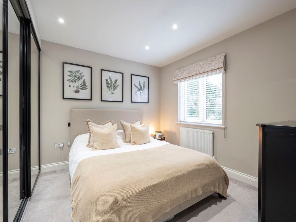 3 bed semi-detached house for sale in Hersham Road, Hersham KT12, £775,000