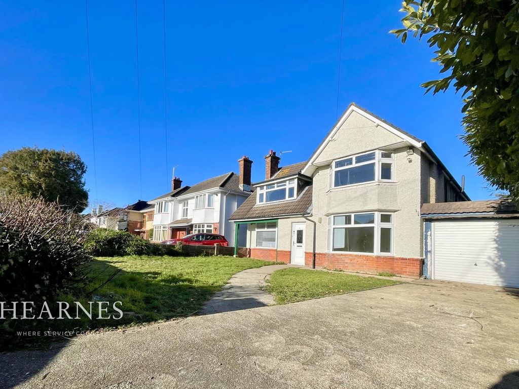 5 bed detached house for sale in St Lukes Road, Bournemouth BH3, £625,000