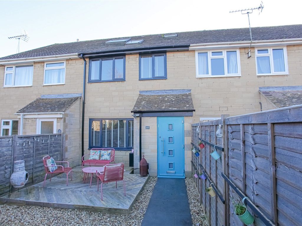 4 bed terraced house for sale in Ampney Orchard, Bampton OX18, £364,950