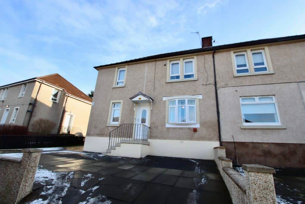 2 bed flat for sale in Broomfield Street, Airdrie ML6, £79,995