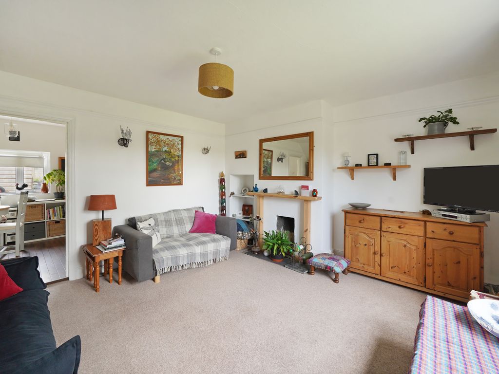2 bed end terrace house for sale in Chapel Fields, South Brent TQ10, £265,000