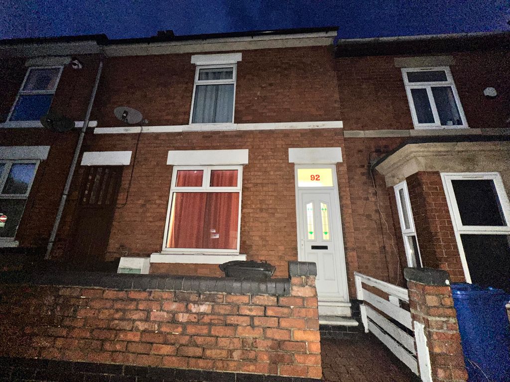 3 bed flat to rent in Porter Road, New Normanton, Derby DE23, £995 pcm