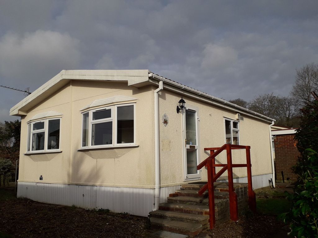 2 bed mobile/park home to rent in Sunningdale, Mobile Home Park, Colden Common, Winchester SO21, £950 pcm