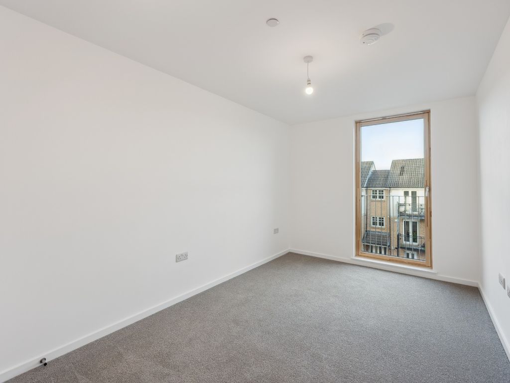 2 bed flat for sale in Rowanbank Gardens, Corstorphine, Edinburgh EH12, £340,000