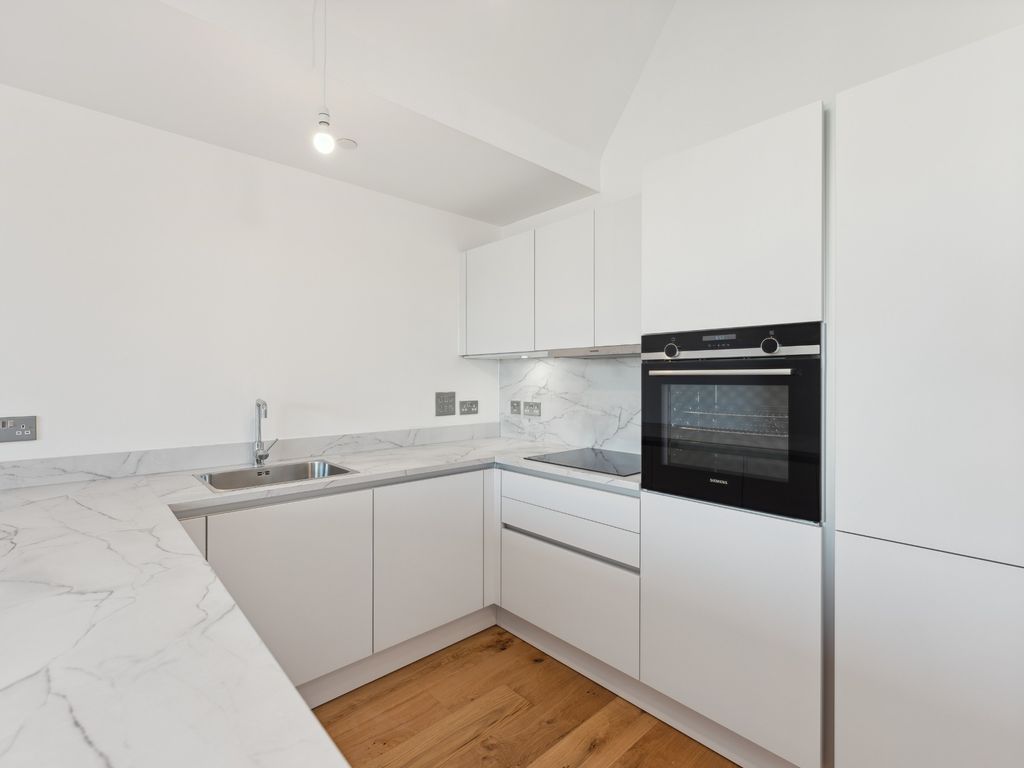 2 bed flat for sale in Rowanbank Gardens, Corstorphine, Edinburgh EH12, £340,000