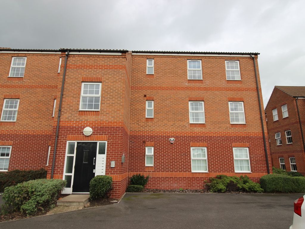 2 bed flat to rent in Barrows Gate, Newark NG24, £750 pcm
