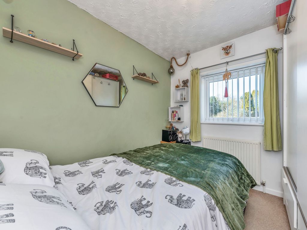 3 bed semi-detached house for sale in Croydon Road, Arrington SG8, £450,000