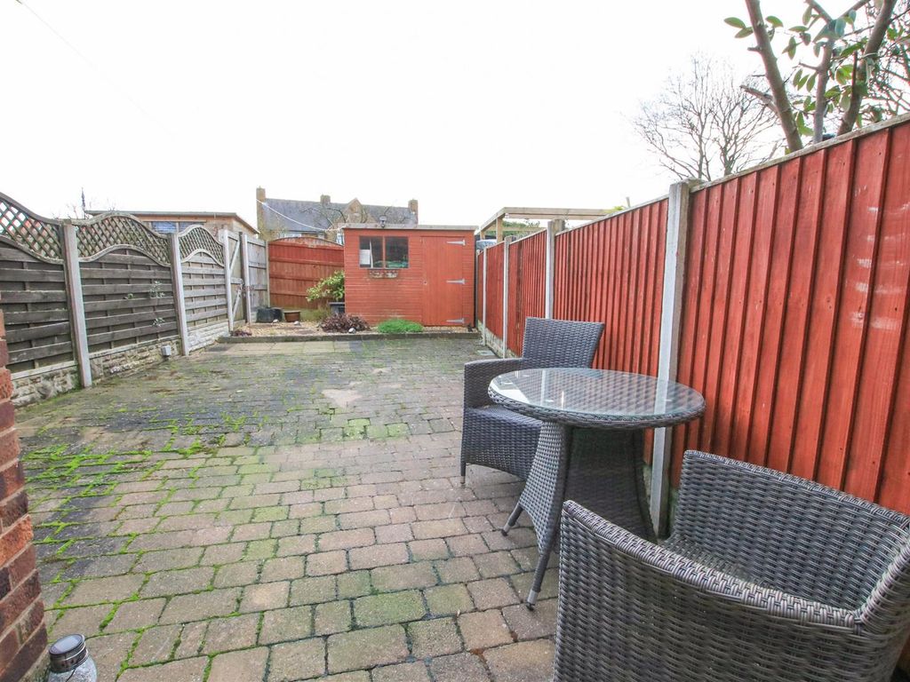 2 bed cottage for sale in Church Lane, Barnby Dun, Doncaster DN3, £180,000