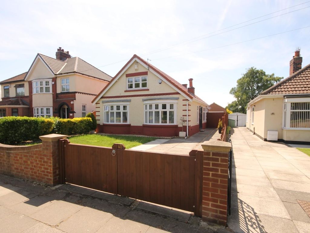 3 bed detached bungalow for sale in Seaton Lane, Hartlepool TS25, £250,000