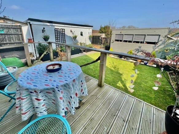 2 bed bungalow for sale in Stapleton Close, Paignton TQ4, £325,000