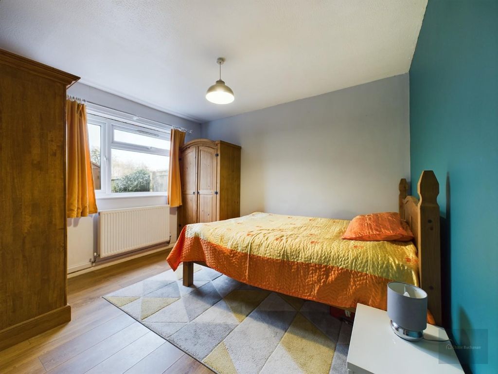 2 bed flat to rent in Boundary Walk, Trowbridge BA14, £875 pcm