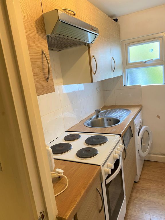 Studio to rent in Midholm, Wembley, Greater London HA9, £975 pcm