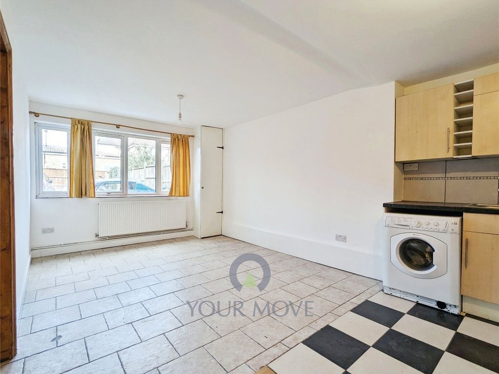 1 bed flat to rent in Kings Road, London Colney, St. Albans, Hertfordshire AL2, £1,050 pcm
