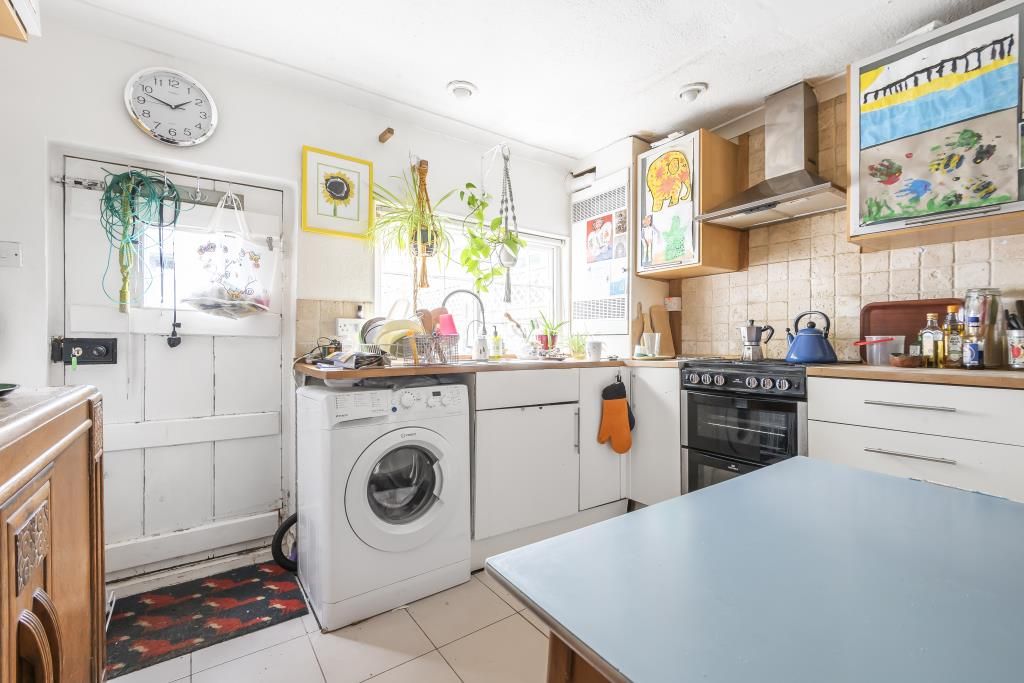 2 bed terraced house for sale in Chesham, Buckinghamshire HP5, £290,000