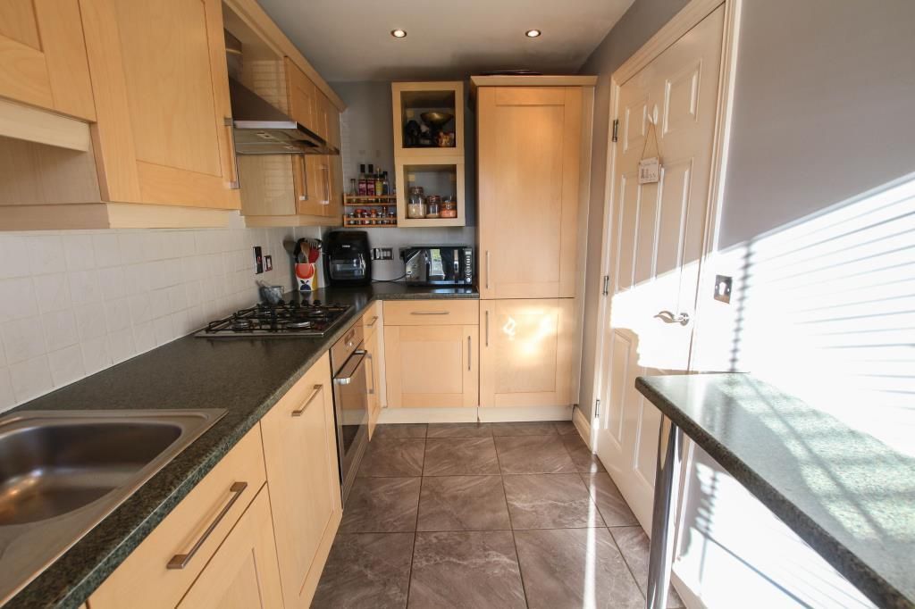 3 bed town house for sale in Kings Avenue, Ely CB7, £335,000