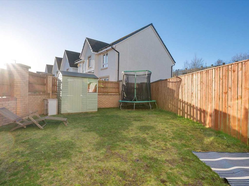 3 bed end terrace house for sale in Lendrick Drive, Maddiston, Falkirk FK2, £184,000