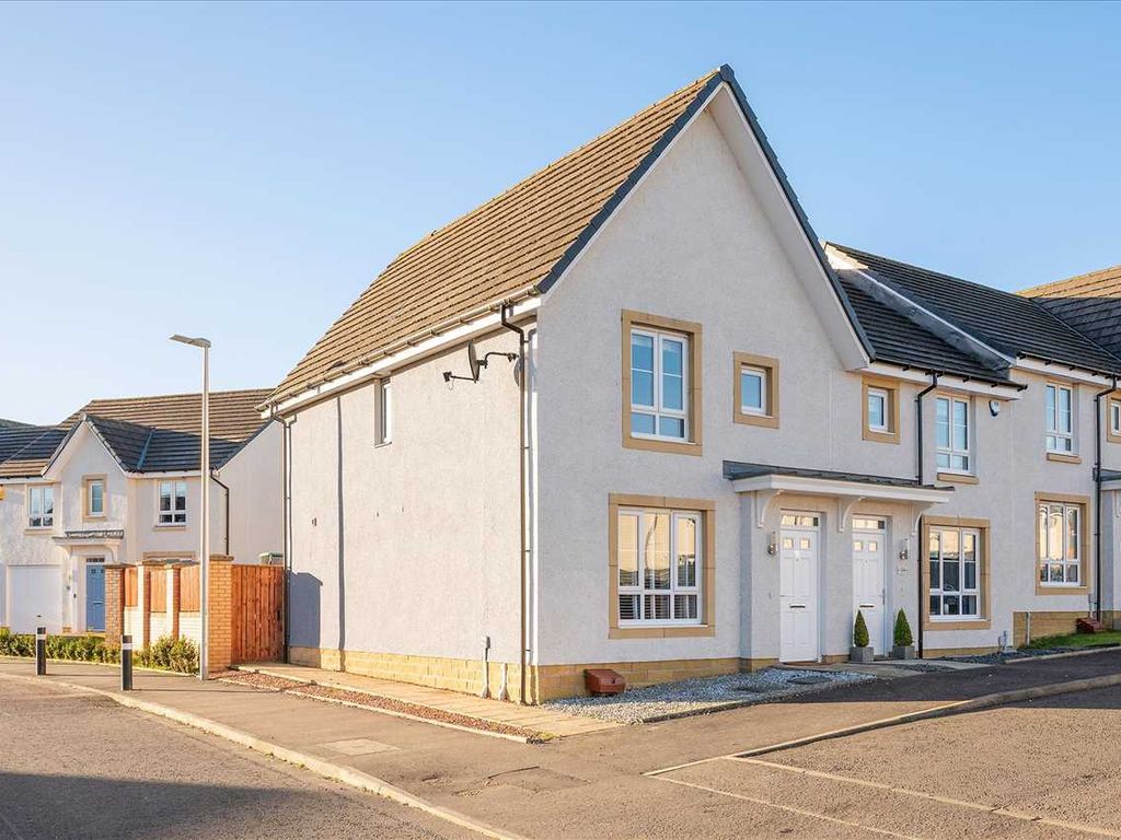 3 bed end terrace house for sale in Lendrick Drive, Maddiston, Falkirk FK2, £184,000