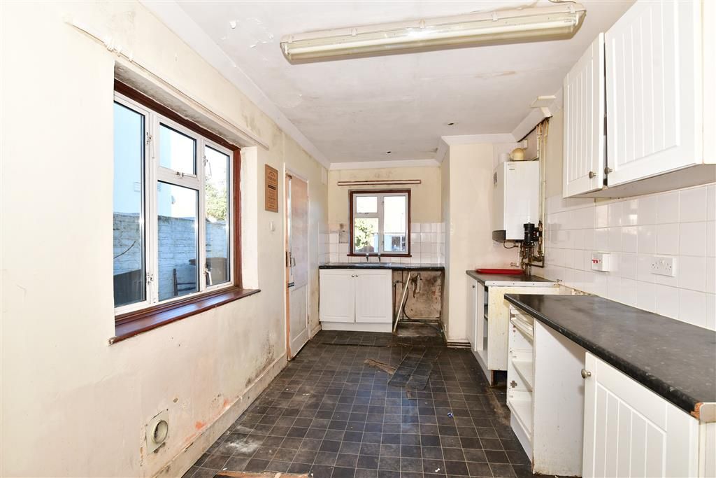 3 bed terraced house for sale in Livingstone Road, Gillingham, Kent ME7, £170,000