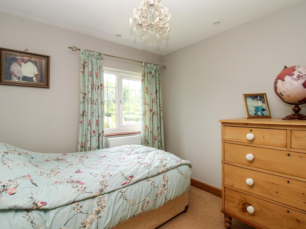 3 bed semi-detached house for sale in Broad Street Green, Hooe, Battle TN33, £595,000