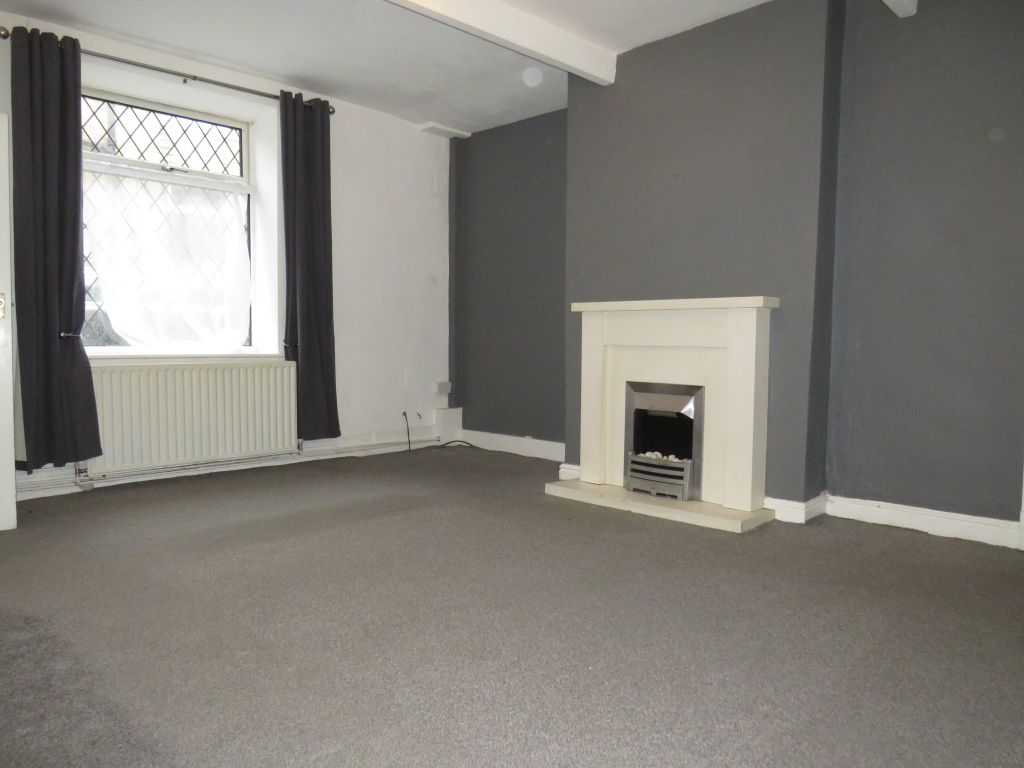 3 bed property to rent in Albert Street, Wilsden, Bradford BD15, £750 pcm