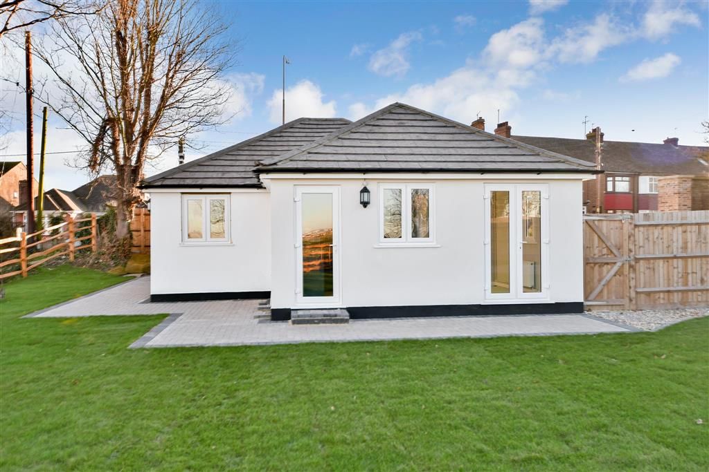 2 bed detached bungalow for sale in Halfway Road, Halfway, Sheerness, Kent ME12, £350,000