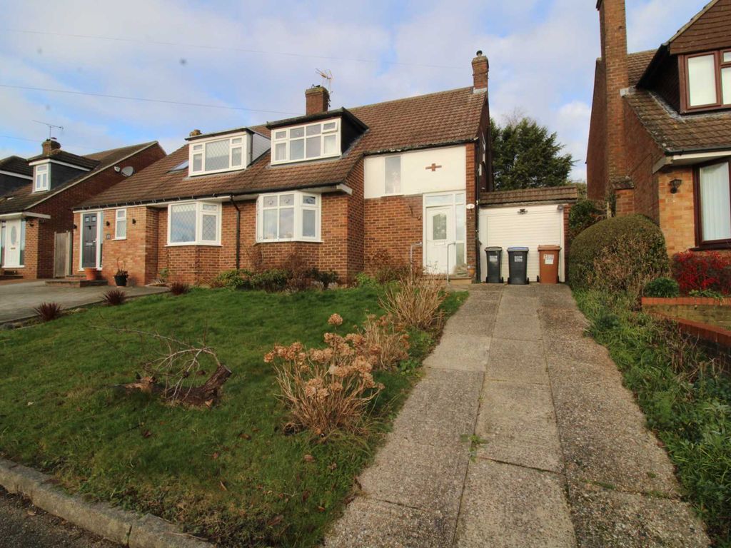 3 bed semi-detached house for sale in Cranfield Crescent, Cuffley EN6, £625,000