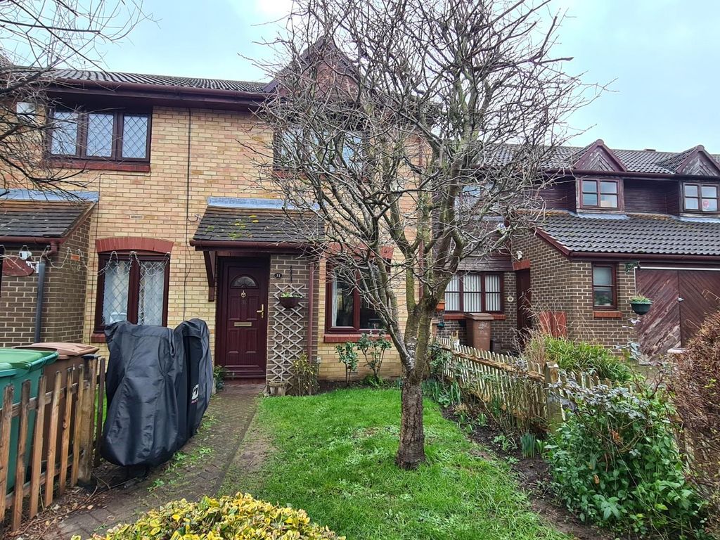 2 bed end terrace house for sale in Foxglove Way, Wallington SM6, £350,000