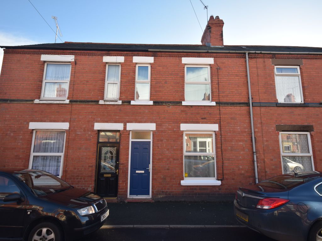 2 bed terraced house to rent in Alexandra Road, Wrexham LL13, £750 pcm