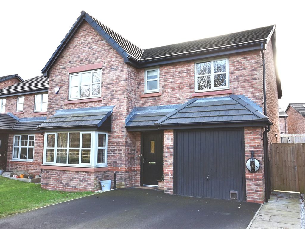 4 bed detached house for sale in Atkinson Drive, Macclesfield SK10, £549,950