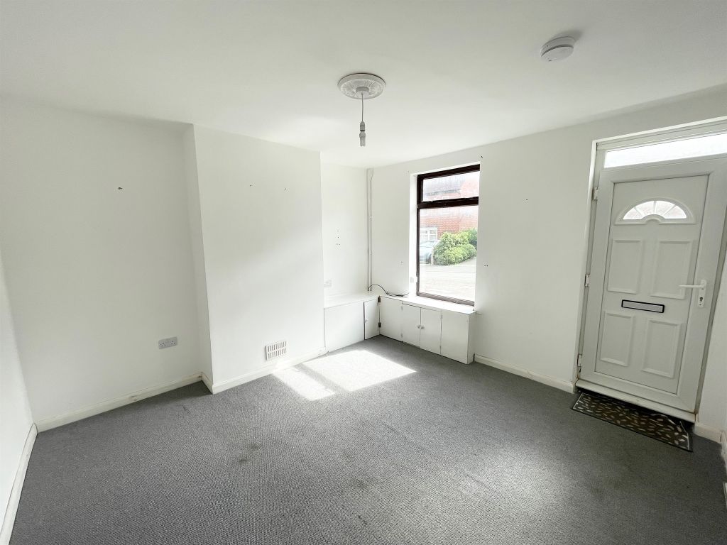 3 bed terraced house for sale in Meadow Lane, Alfreton DE55, £110,000