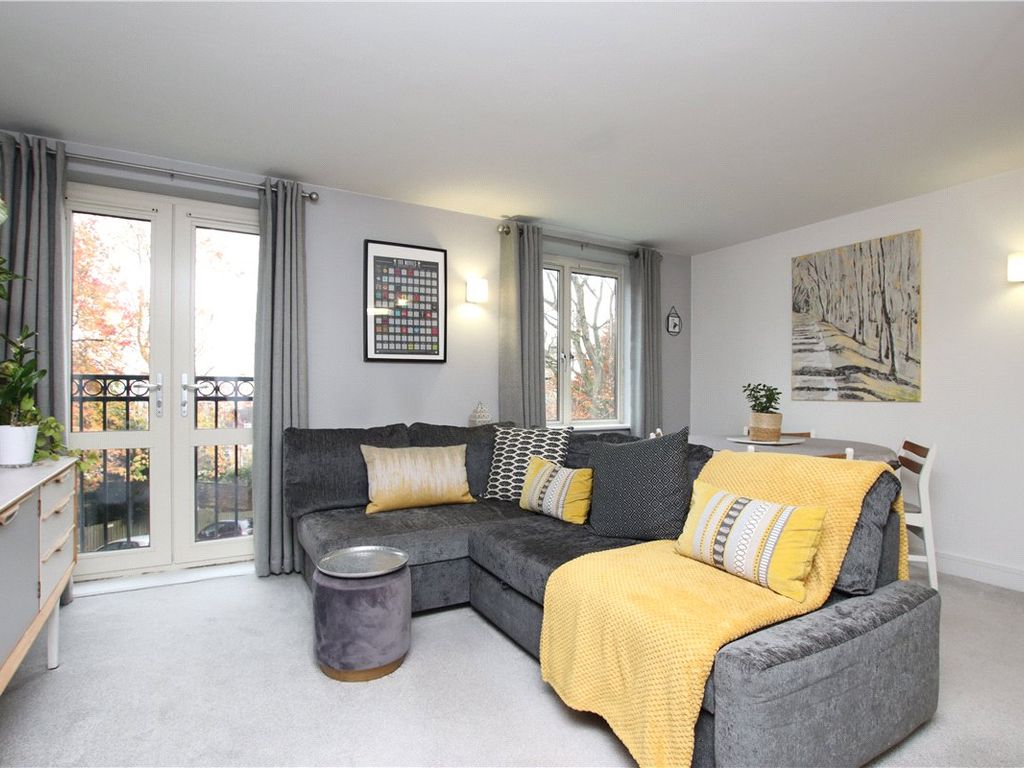 1 bed flat for sale in Camden Row, Bath, Somerset BA1, £325,000