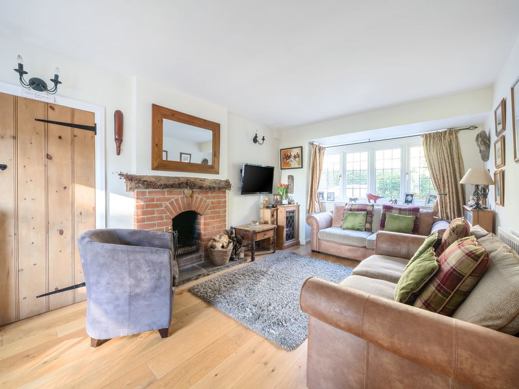 4 bed detached house for sale in Guildford Road, Normandy, Guildford GU3, £895,000