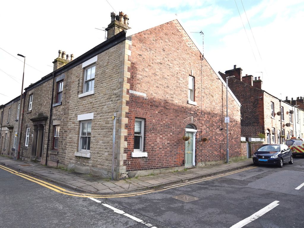 3 bed end terrace house for sale in Princess Street, Bollington, Macclesfield SK10, £349,950