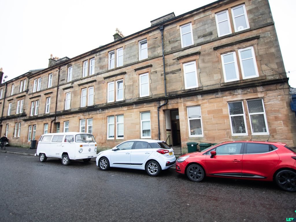 1 bed flat for sale in John Street, Helensburgh G84, £75,000