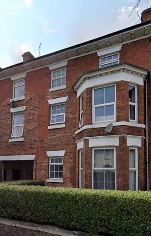 1 bed flat to rent in Wolverhampton Road, Stafford ST17, £625 pcm