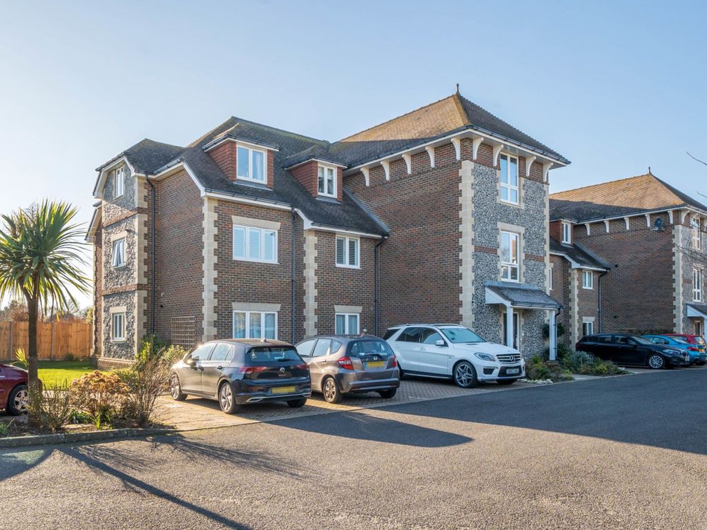 2 bed flat for sale in Greenfields, Middleton On Sea PO22, £310,000