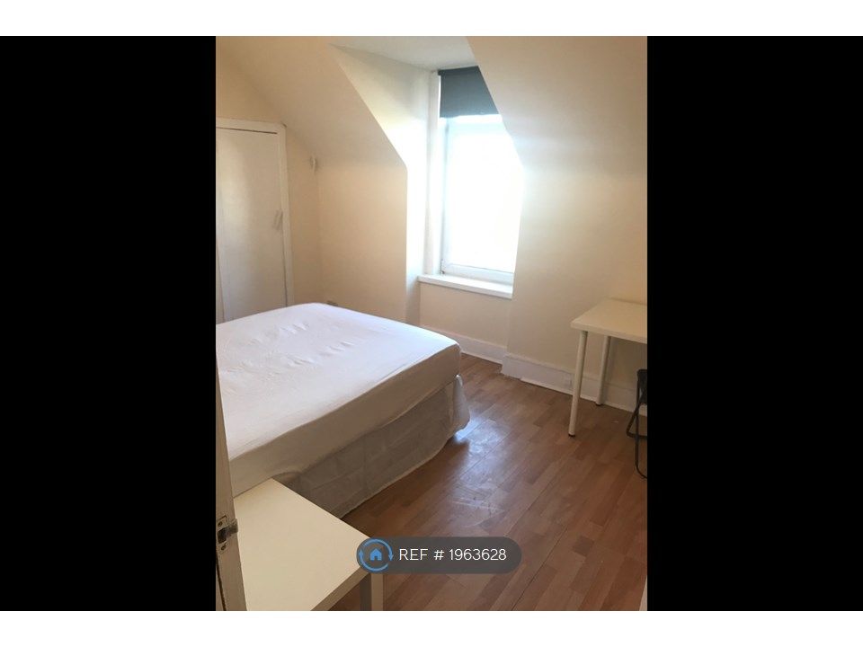 5 bed flat to rent in Piries Lane, Aberdeen AB24, £1,650 pcm