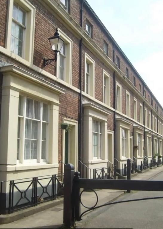 4 bed town house to rent in Barkham Street, Wainfleet, Skegness, Lincolnshire PE24, £995 pcm