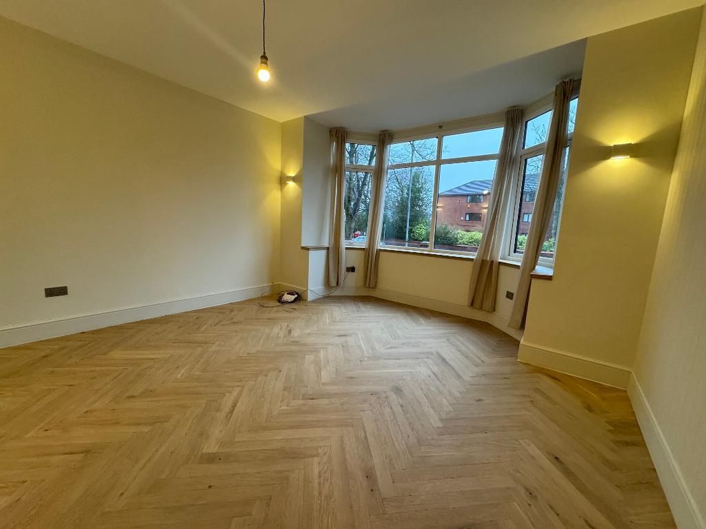 2 bed flat to rent in Wilbraham Road, Manchester M16, £1,400 pcm