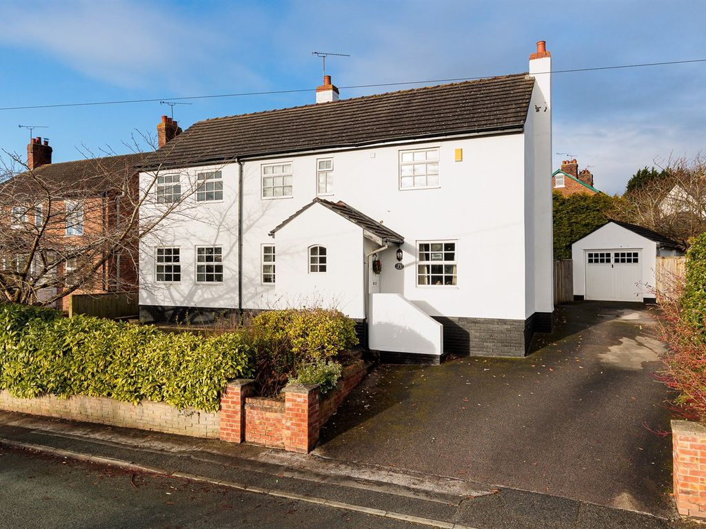 4 bed detached house for sale in Old Coach Road, Kelsall, Tarporley CW6, £675,000