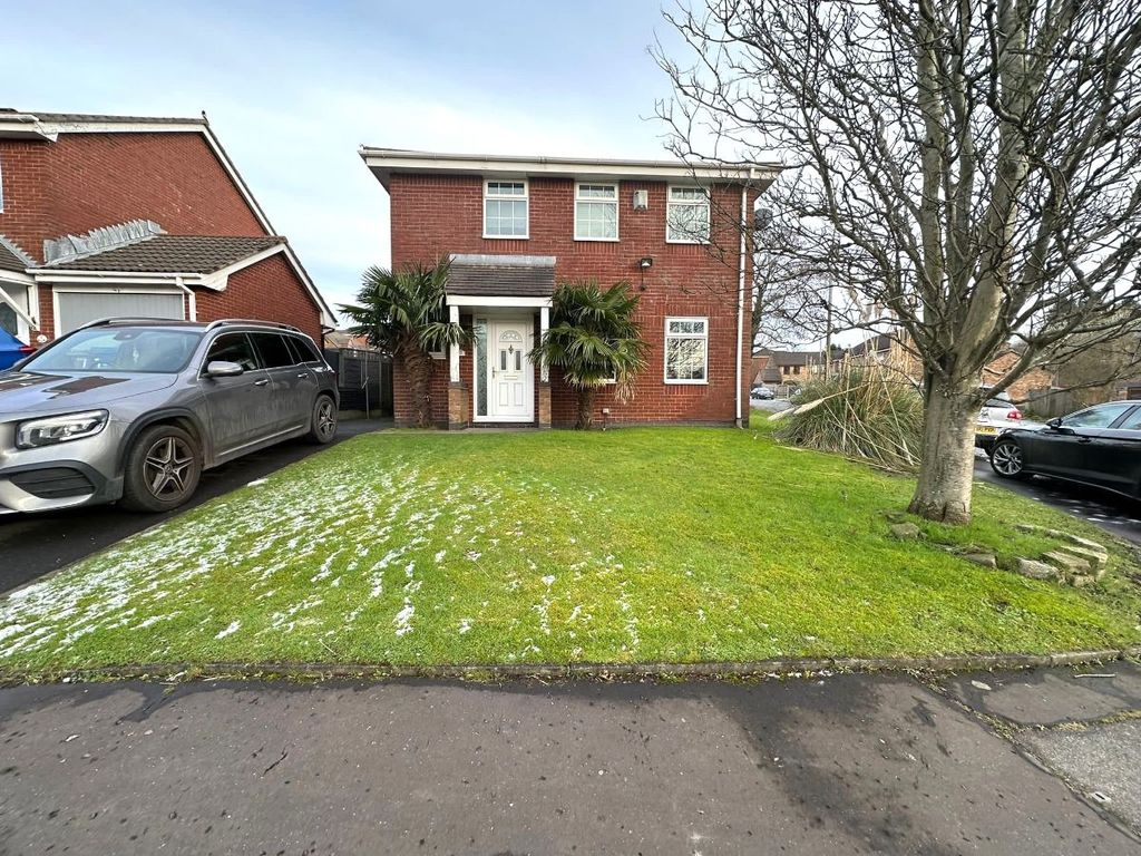 4 bed detached house for sale in Watersedge, Guide, Blackburn BB1, £275,000