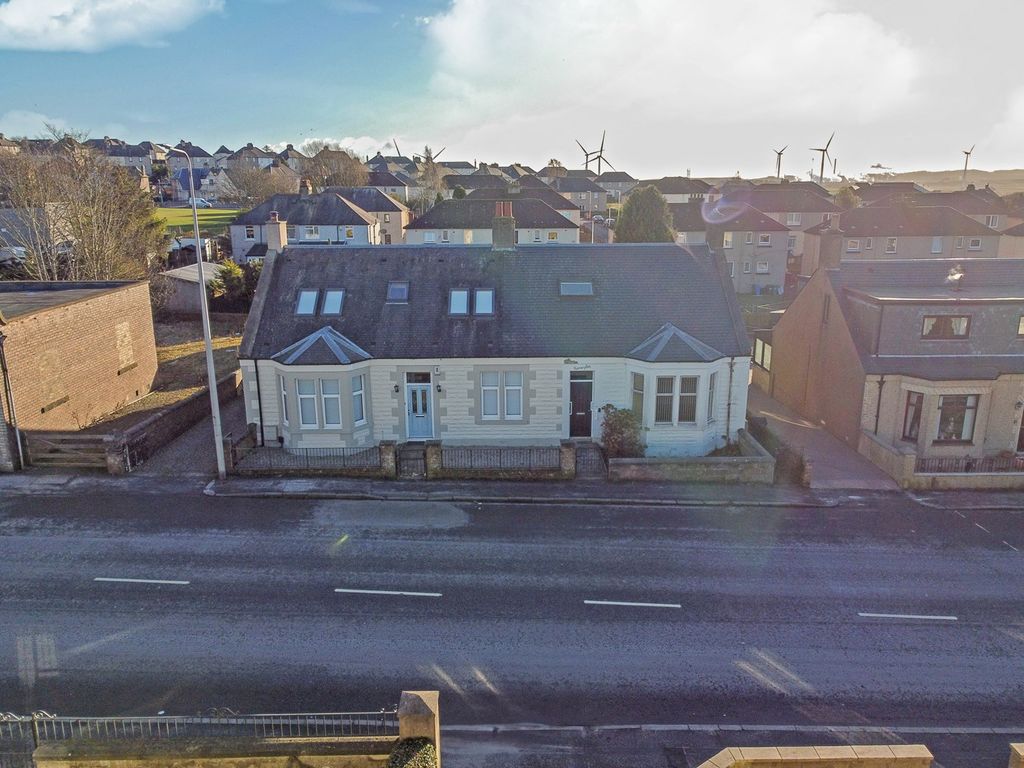 2 bed property for sale in 105 Lumphinnans Road, Lochgelly KY5, £130,000