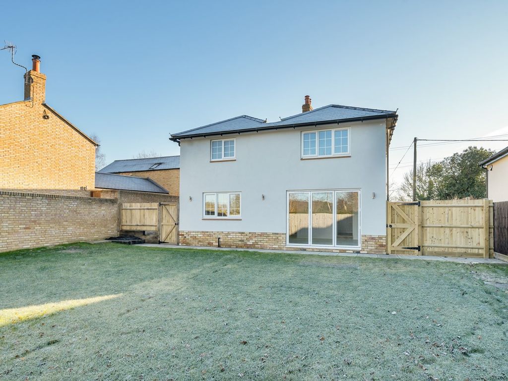 4 bed detached house for sale in Church Lane, Flitton MK45, £800,000